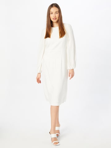 IVY OAK Kleid in Weiß