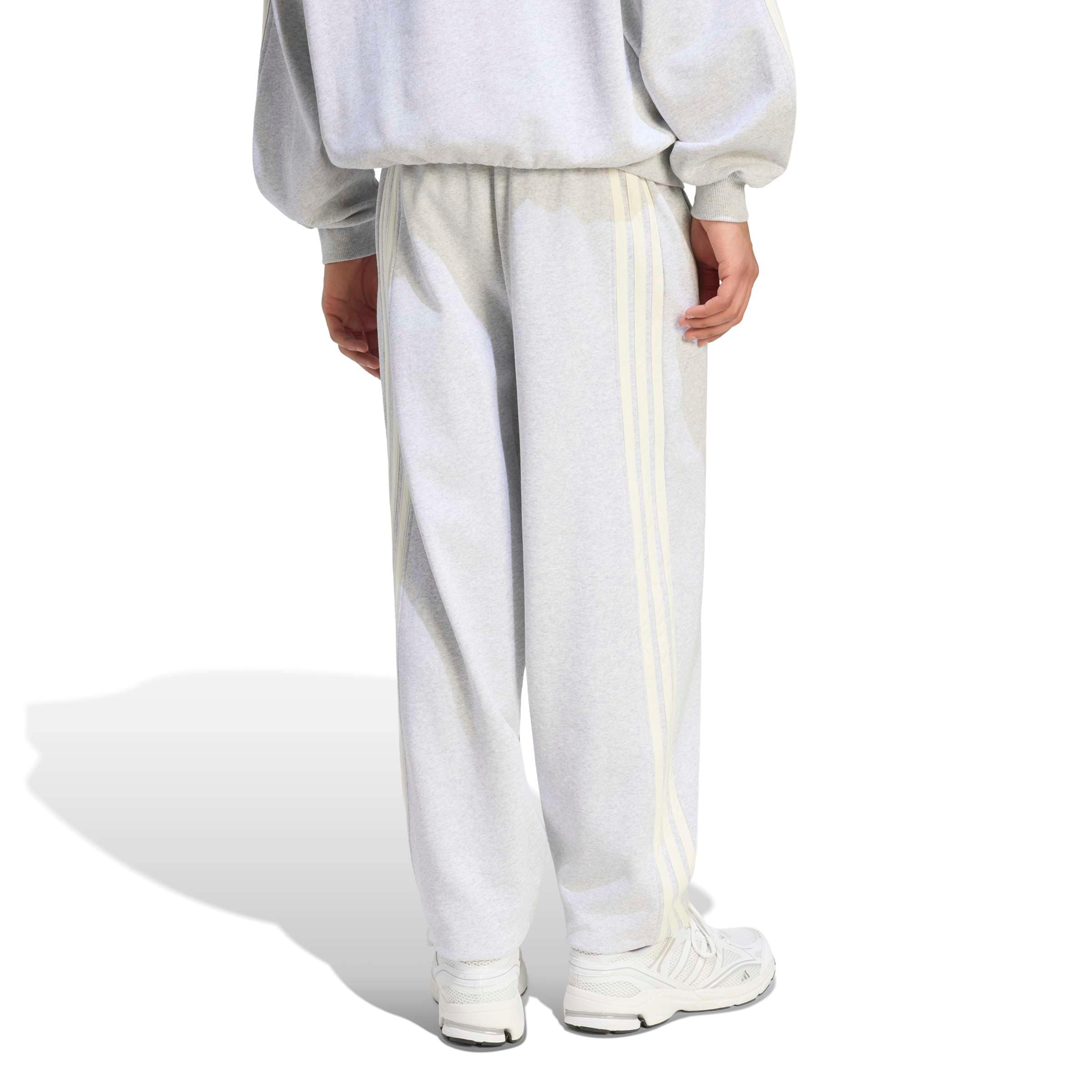 ADIDAS SPORTSWEAR Tapered Παντελόνι φόρμας 'AK' σε γκρι