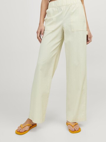 JJXX Loose fit Pants 'KAIA' in White: front