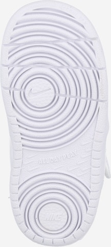 Nike Sportswear Trampki 'Court Borough 2' w kolorze biały