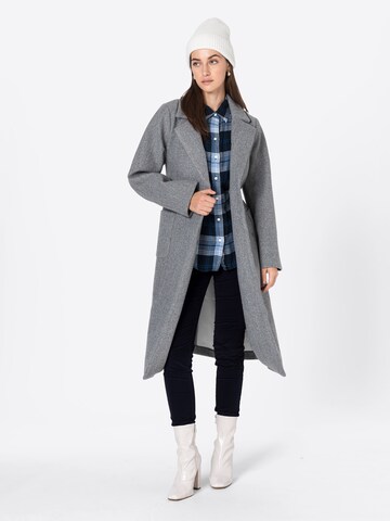 Warehouse Between-seasons coat in Grey