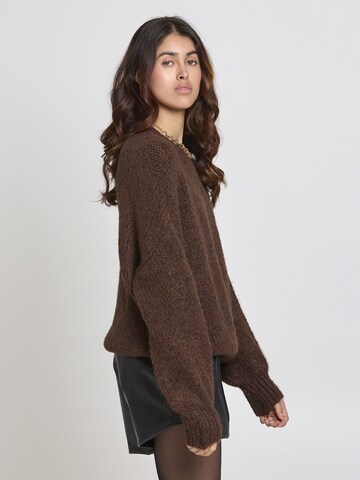 Lilavie Strickpullover ' Peggii ' in Braun