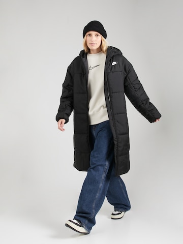 Nike Sportswear Wintermantel in Zwart