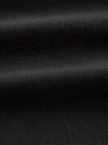 Next - regular Vaquero en negro
