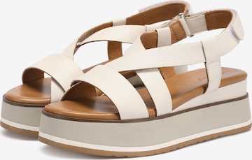 INUOVO Sandals in Beige