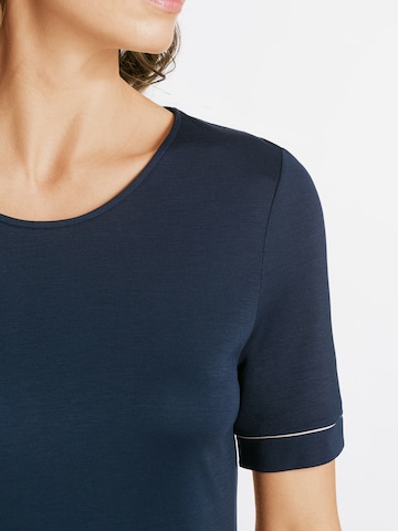Hanro Nachthemd ' Natural Comfort 90cm ' in Blauw