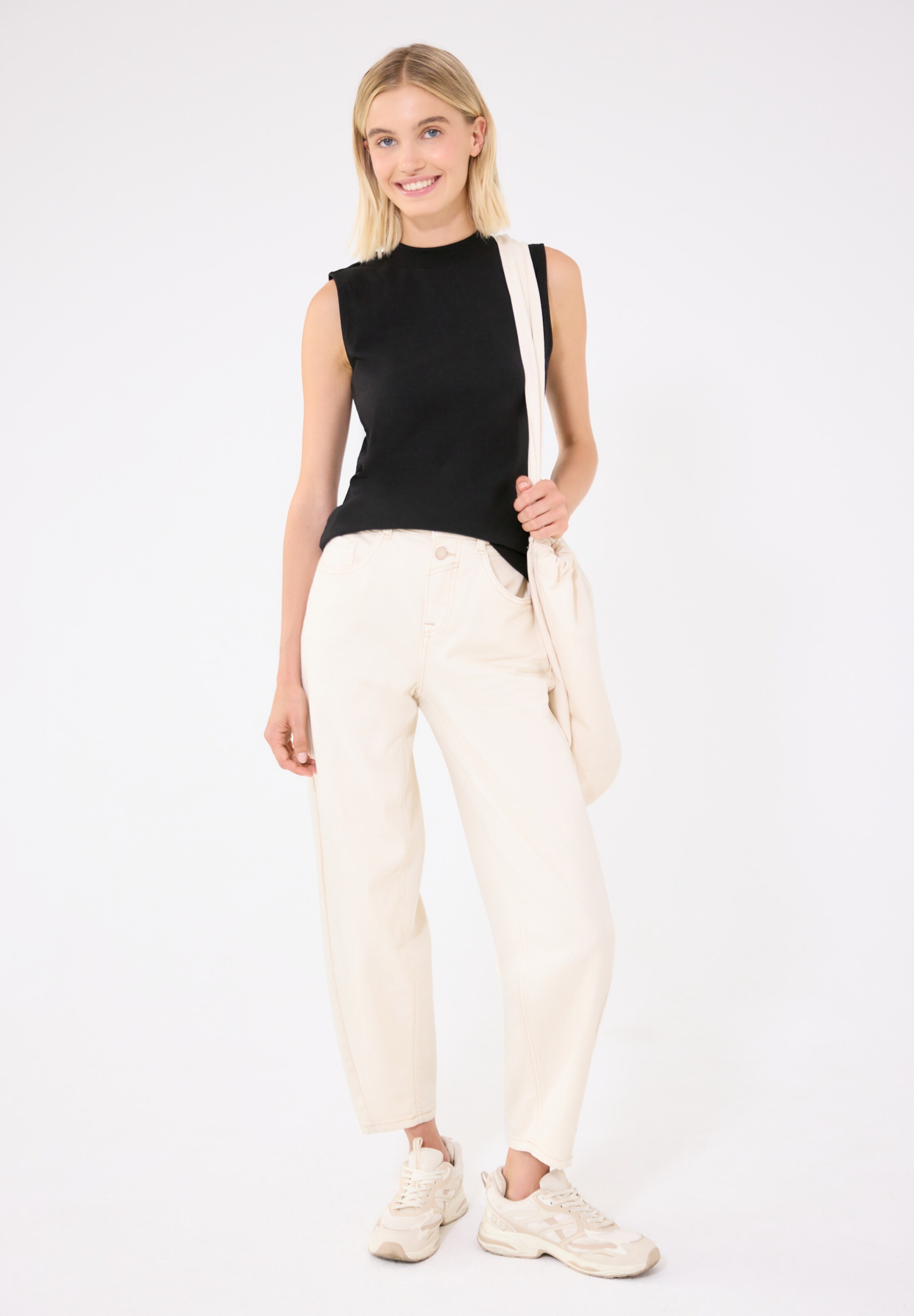 Street One Studio Top in Black