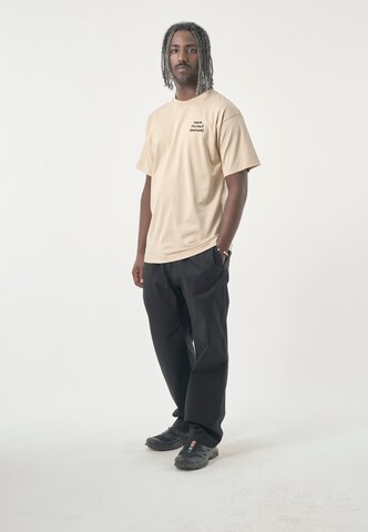 Cleptomanicx T-Shirt 'Classic Tee Form Follows' in Beige