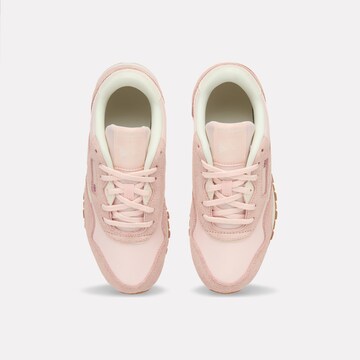Reebok Sneaker in Pink
