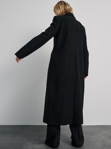 ABOUT YOU x Marie von Behrens Between-Seasons Coat 'Zola' in Black