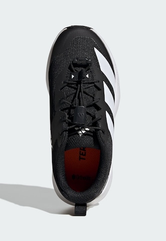 Chaussure de sport 'Agravic Trail' ADIDAS TERREX en noir