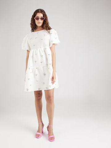 Robe 'Selino' A-VIEW en blanc : devant