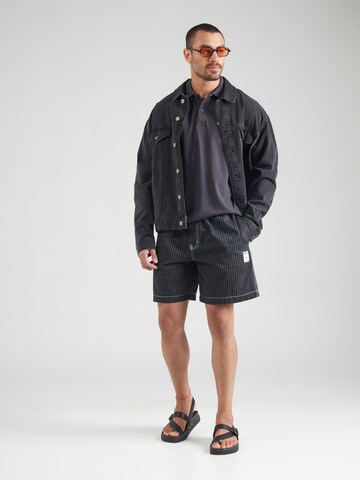 HOLLISTER - Camiseta en negro