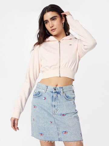 Tommy Jeans Zip-Up Hoodie in Pink: front