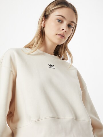 ADIDAS ORIGINALS Sweatshirt 'Adicolor Essentials' i beige