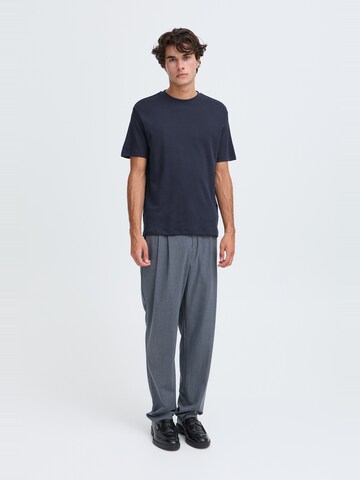 T-Shirt ' CFNILO ' Casual Friday en bleu