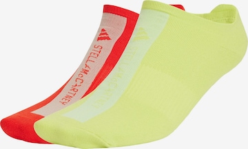 ADIDAS BY STELLA MCCARTNEY - Calcetines deportivos 'Low' en amarillo: frente
