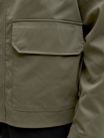 Veste mi-saison JACK & JONES en vert