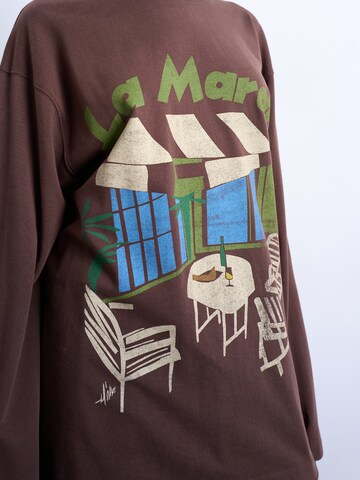 TOPSHOP T-shirt i brun