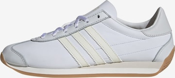 ADIDAS ORIGINALS - Sapatilhas baixas 'Country' em branco: frente