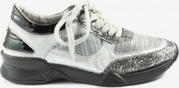 MJUS Sneakers & Trainers in 37 in Grey: front