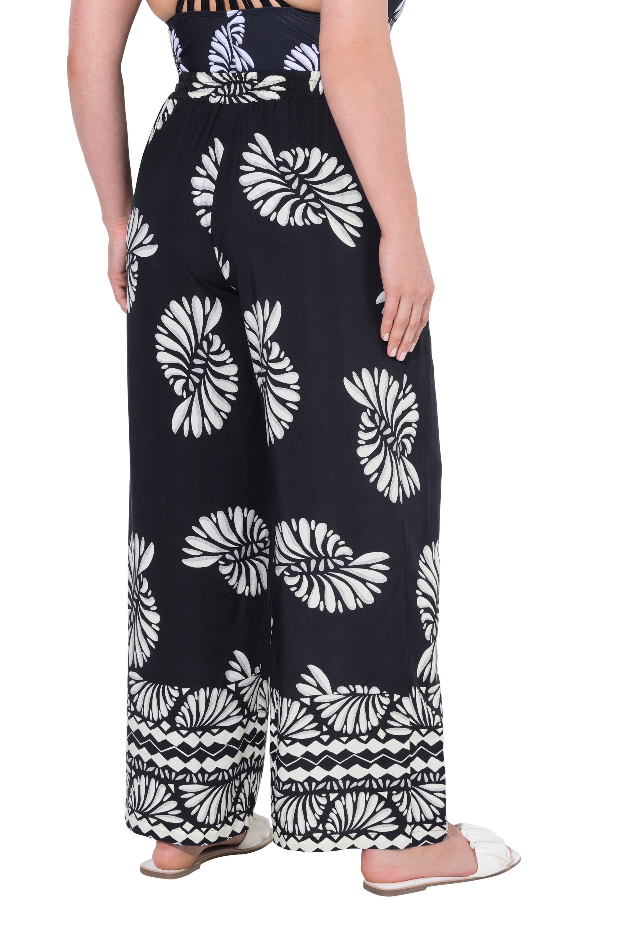 Ulla Popken - Perna larga Calças em preto