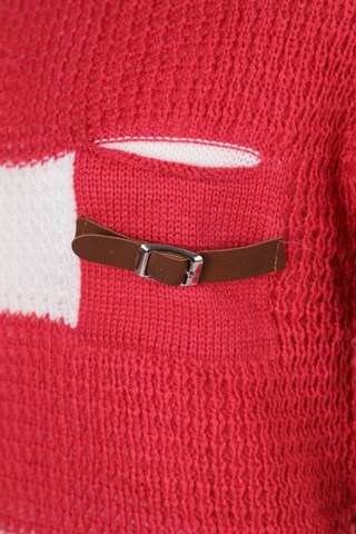 UNBEKANNT Sweater & Cardigan in XS in Red