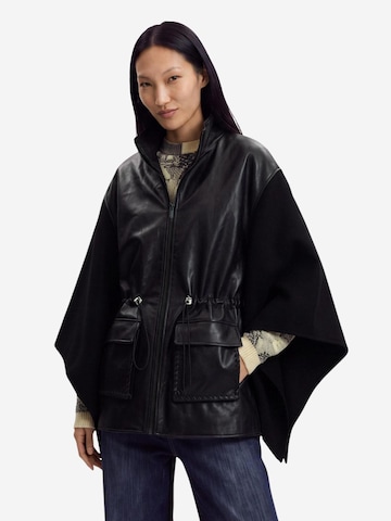 Desigual Keps 'PONCHO_ALDAMA TRENZADO 26WAIA24' i svart