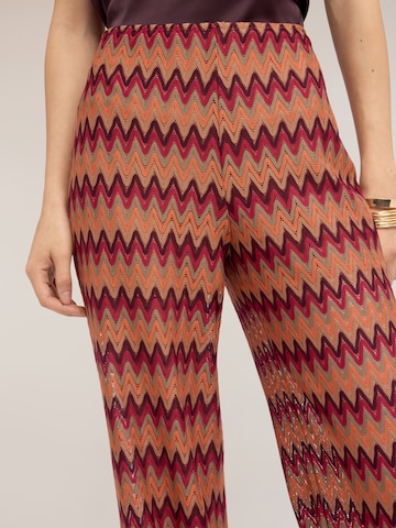 évasé Pantalon MOTIVI en orange