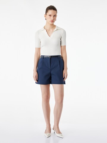 Koton Loose fit Pleat-front trousers in Blue: front