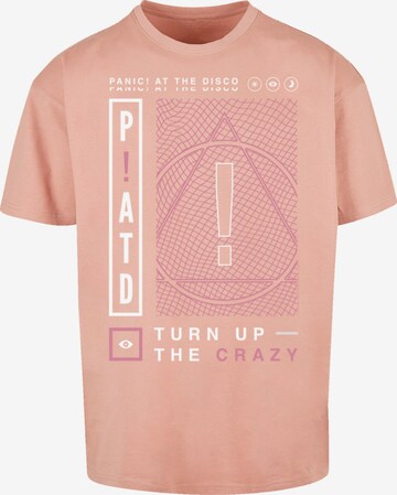 F4NT4STIC Shirt 'Panic At The Disco Turn Up The Crazy' in Roze: voorkant