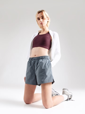 Regular Pantalon de sport On en vert