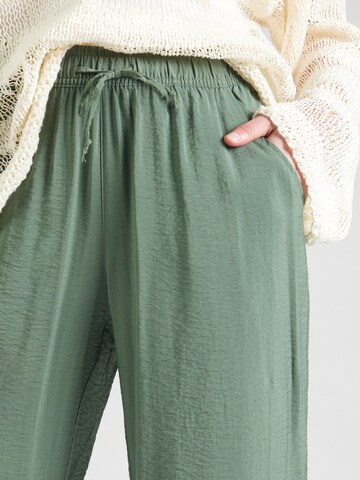 Sublevel Wide leg Pants in Green