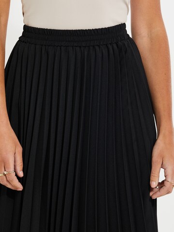 Threadbare Rock 'Cucumber' in Schwarz