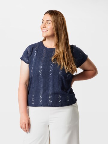 Tricou de la Vero Moda Curve pe albastru: față