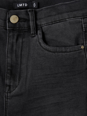 LMTD Wide leg Jeans 'Atonsons' in Zwart