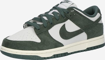 Sneaker low 'Dunk' de la Nike Sportswear pe alb: față