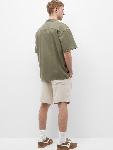 Pull&Bear Regular Shorts in Beige