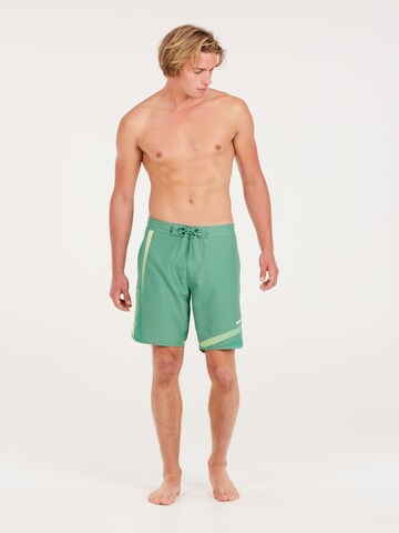 PROTEST Badeshorts 'PRTLOMO'‌‌‌ in Grün