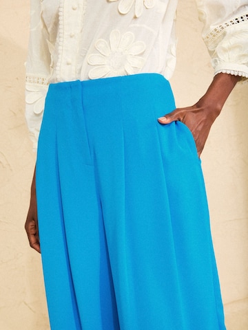 Wide Leg Pantalon à pince love & roses en bleu
