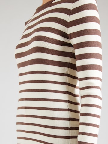 SOAKED IN LUXURY Pullover 'Spina' i hvid