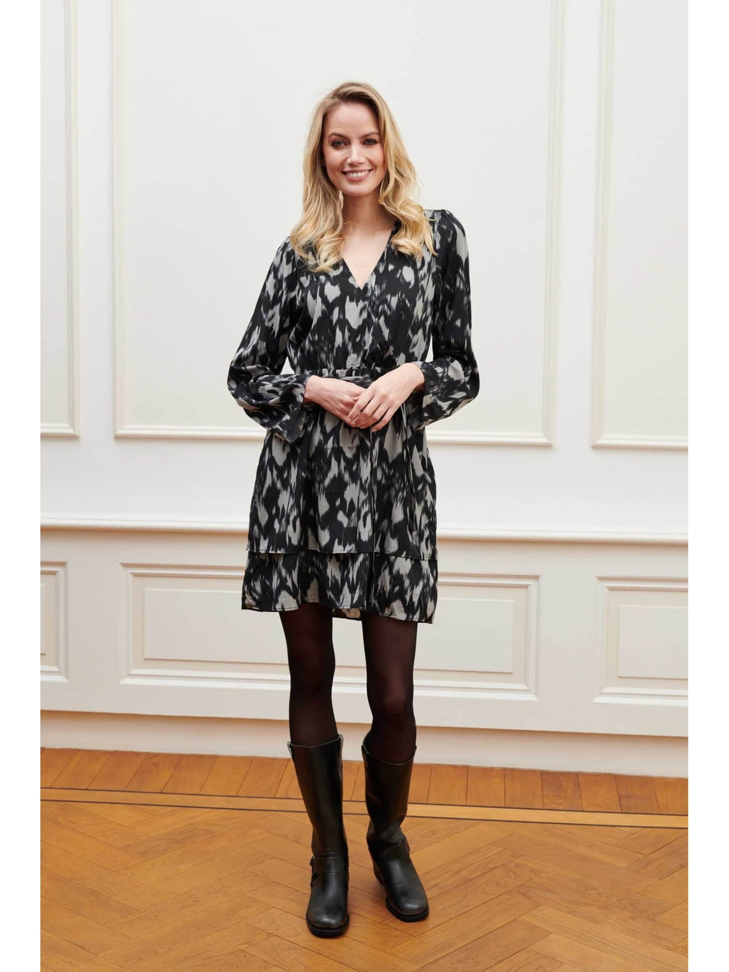 LOFTY MANNER Dress 'PK23 - Dress Anne' in Grey: front