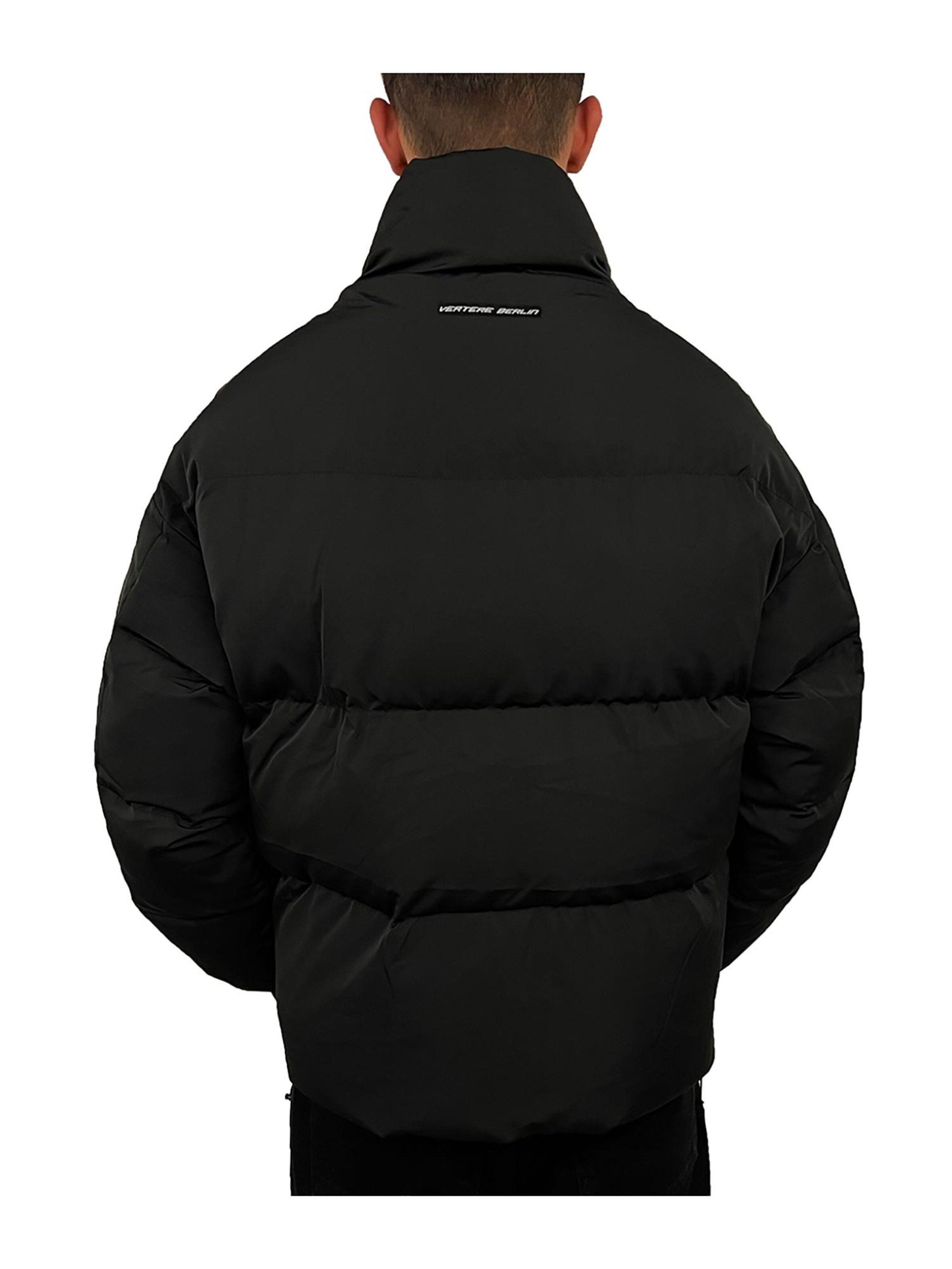 Vertere Berlin Winter Jacket 'Motion' in Black