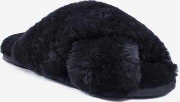 Gooce - Pantufa 'Furry' em preto