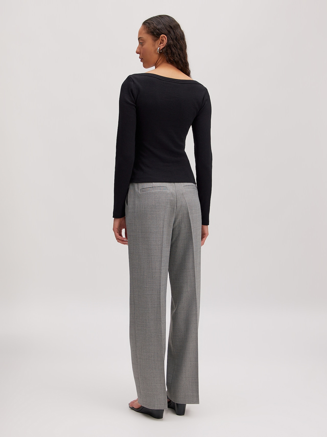 EDITED Shirt 'Betsy' Zwart