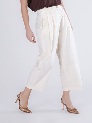 CAFè NOIR Regular Bandplooibroek in Wit: voorkant