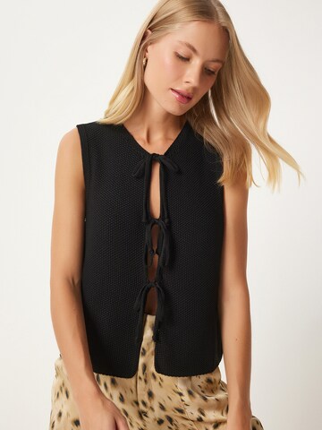 Happiness İstanbul Strickweste in Schwarz