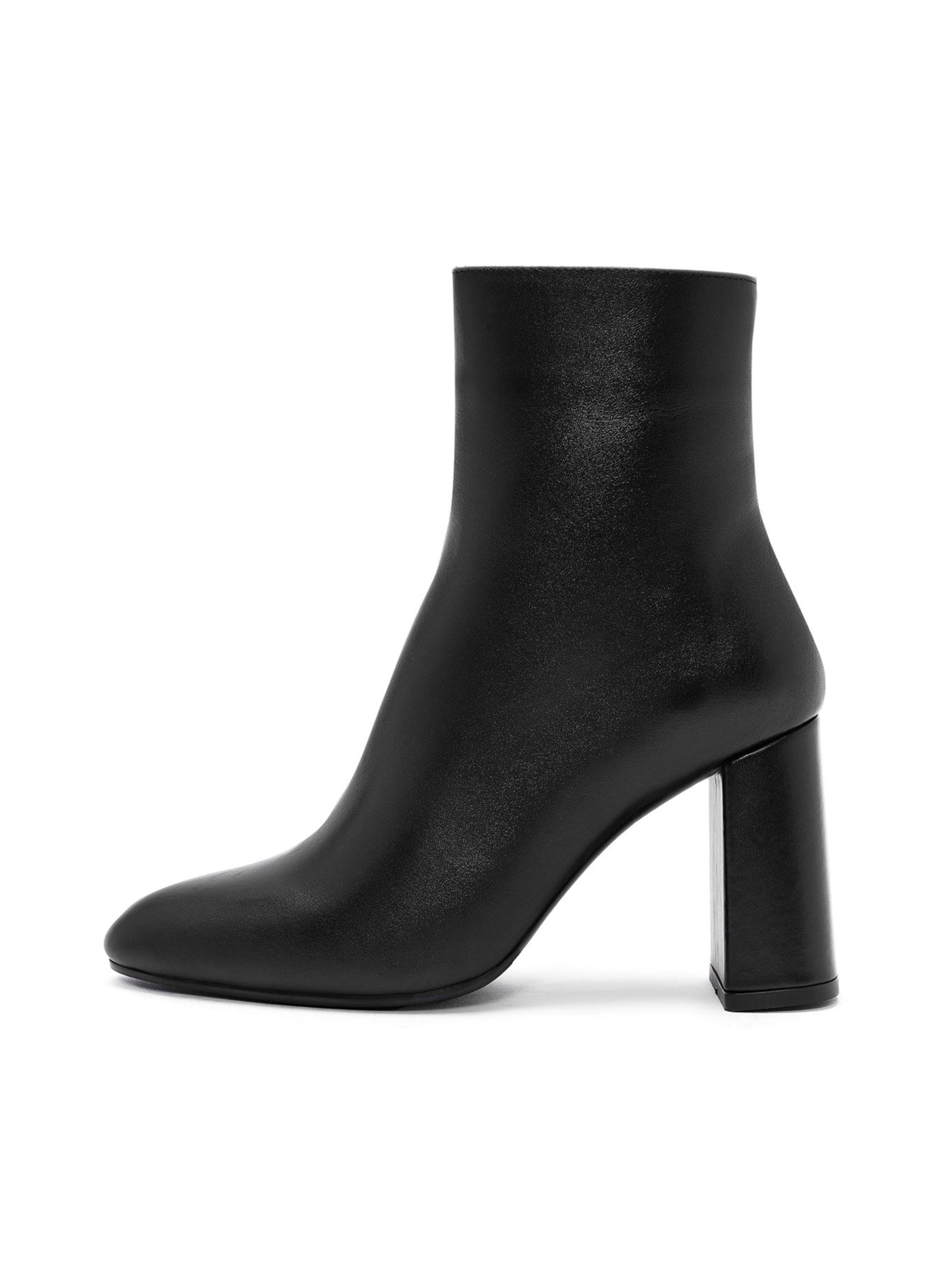 Derimod Ankle Boots in Schwarz: Vorderseite