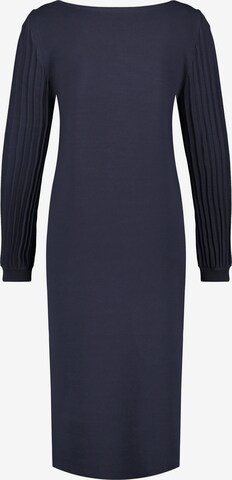 GERRY WEBER Knitted dress in Blue