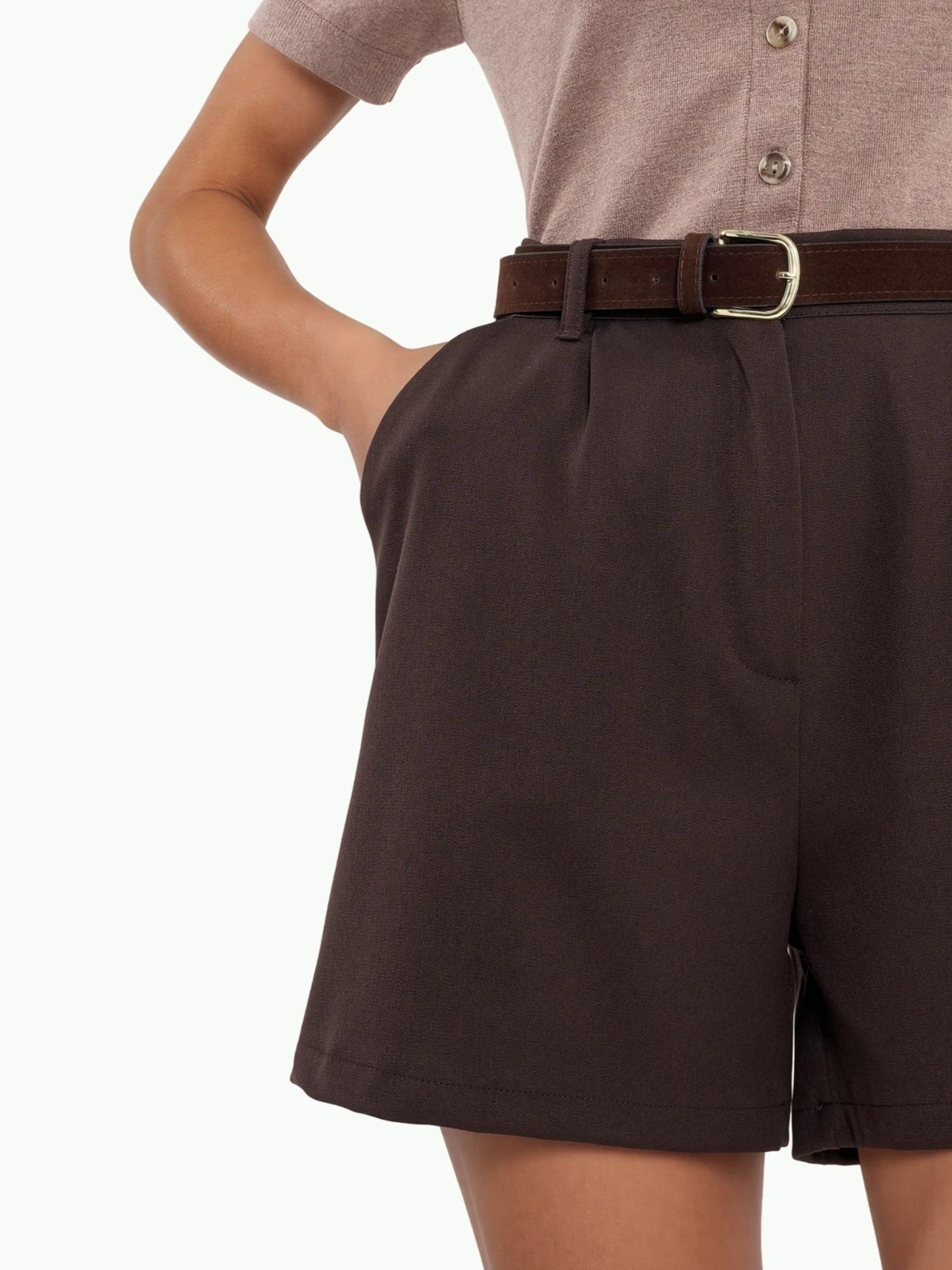 Qu Style Wide Leg Shorts in Braun